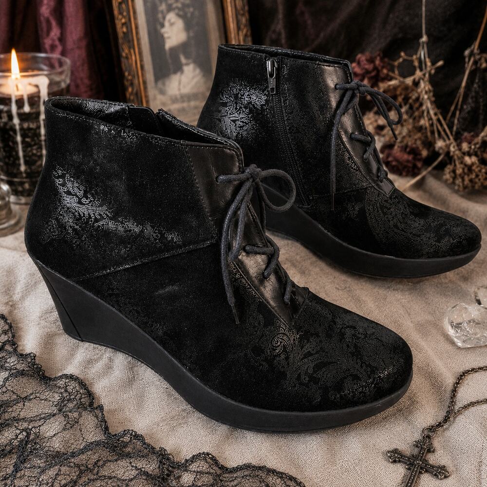 Naot Nadine Wedge Bootie Black Leather Floral Lace Sz EU 38/US 7.5 Whimsygoth